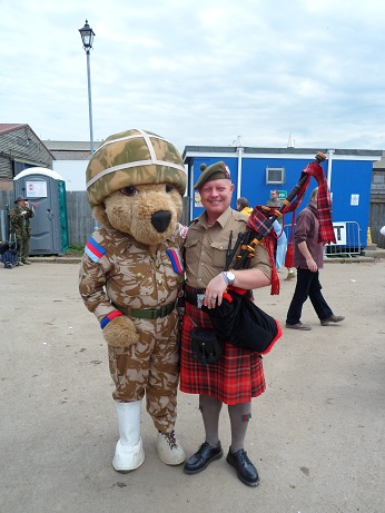 Ivan_Brooks_Kent_Piper_Help_For_Heros_bear.jpg