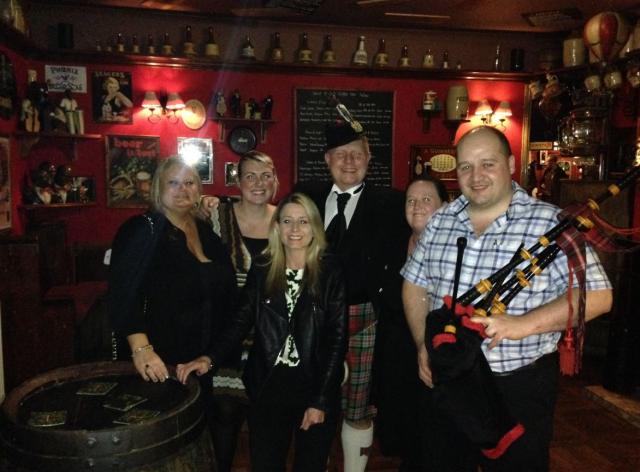 Ivan_Brooks_Kent_Piper_Stile_Bridge_Staplehurst_Burns_Night_2014.JPG