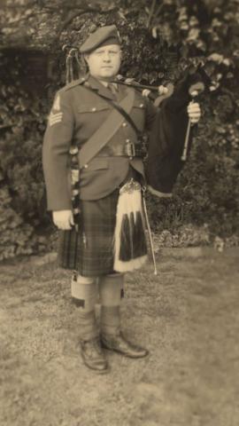 Ivan_Brooks_Kent_Piper_WW2_Sepia.JPG